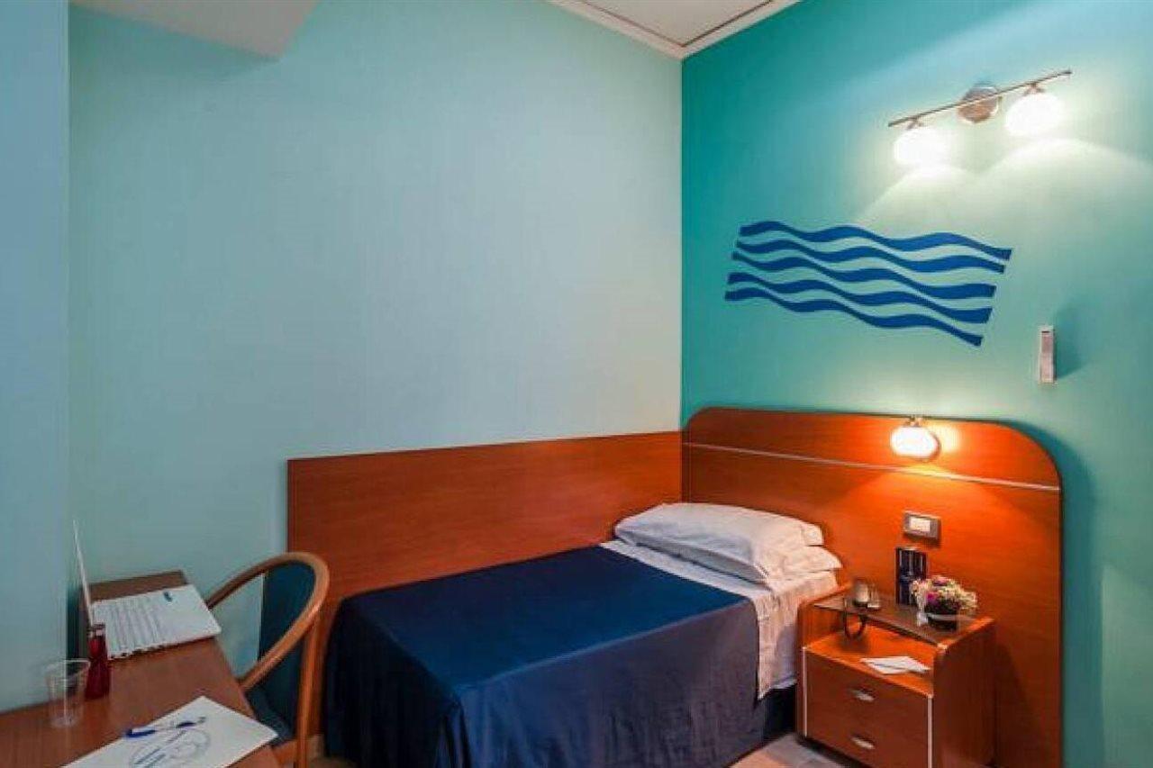 Millennium Gold Hotel Napoli Esterno foto