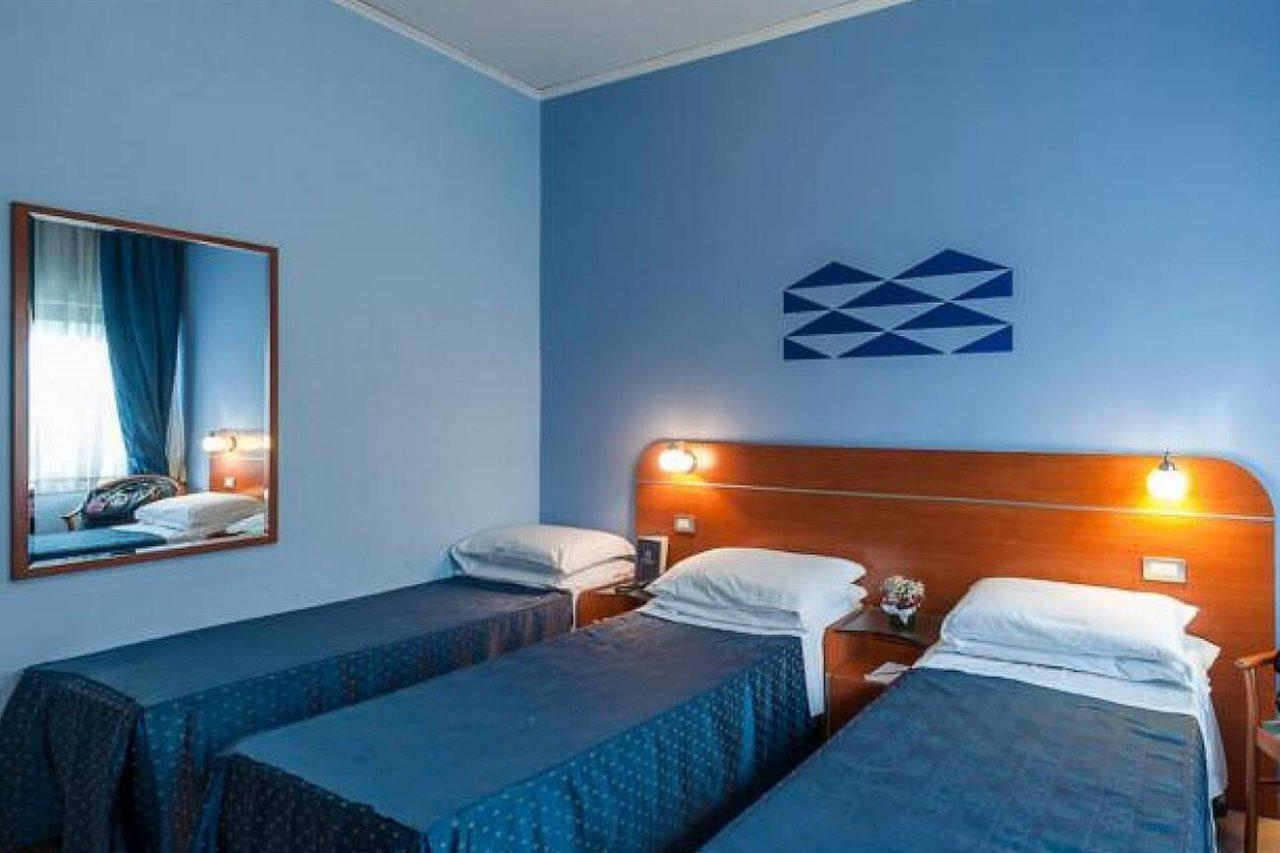 Millennium Gold Hotel Napoli Esterno foto